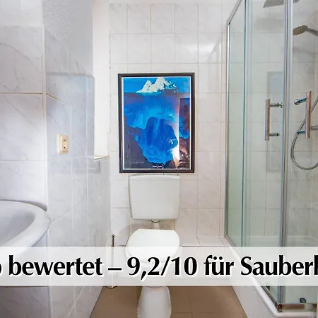 Helle Altbau Mit Kingsize Bett, Smart-tv, Nobilia Kueche - Nur Ein Kurzer Spaziergang In Altstadt Und Zum Domplatz - Kostenlose Parkplaetze In Den Umliegenden Strassen - Ausgewaehlte Tipps Fuer Inklusive * Erfurt
