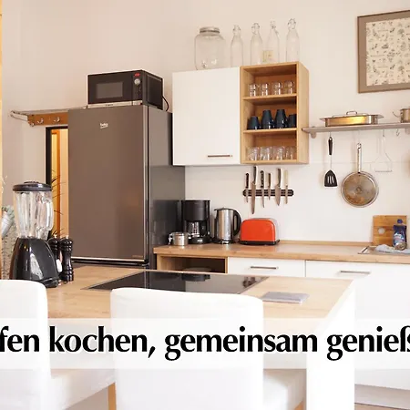 Helle Altbau Mit Kingsize Bett, Smart-tv, Nobilia Kueche - Nur Ein Kurzer Spaziergang In Altstadt Und Zum Domplatz - Kostenlose Parkplaetze In Den Umliegenden Strassen - Ausgewaehlte Tipps Fuer Inklusive Erfurt