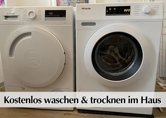 Apartment Helle Altbau Mit Kingsize Bett, Smart-tv, Nobilia Kueche - Nur Ein Kurzer Spaziergang In Altstadt Und Zum Domplatz - Kostenlose Parkplaetze In Den Umliegenden Strassen - Ausgewaehlte Tipps Fuer Inklusive Erfurt