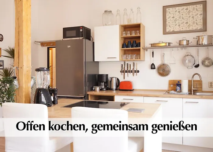 Helle Altbau Mit Kingsize Bett, Smart-tv, Nobilia Kueche - Nur Ein Kurzer Spaziergang In Altstadt Und Zum Domplatz - Kostenlose Parkplaetze In Den Umliegenden Strassen - Ausgewaehlte Tipps Fuer Inklusive Erfurt