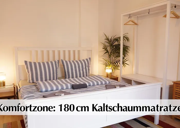 Apartment Helle Altbau Mit Kingsize Bett, Smart-tv, Nobilia Kueche - Nur Ein Kurzer Spaziergang In Altstadt Und Zum Domplatz - Kostenlose Parkplaetze In Den Umliegenden Strassen - Ausgewaehlte Tipps Fuer Inklusive
