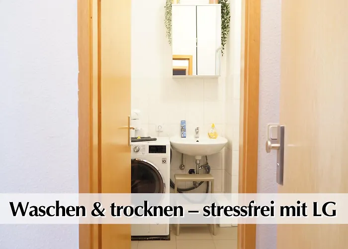 Helle Altbau Mit Kingsize Bett, Smart-tv, Nobilia Kueche - Nur Ein Kurzer Spaziergang In Altstadt Und Zum Domplatz - Kostenlose Parkplaetze In Den Umliegenden Strassen - Ausgewaehlte Tipps Fuer Inklusive Apartment Erfurt